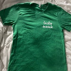 Woman’s small green tee
